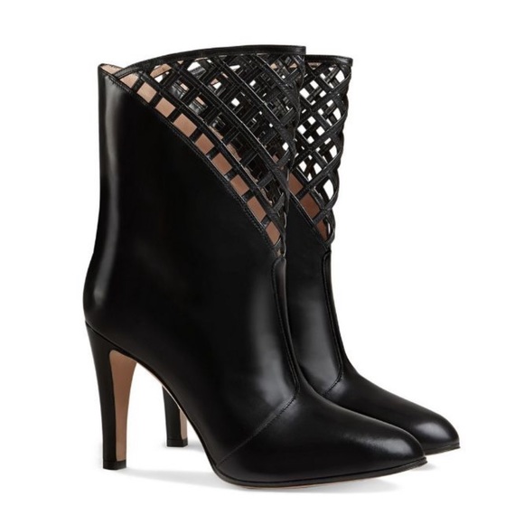 Gucci Cutout Leather Ankle Booties Black 40 - Picture 3 of 9